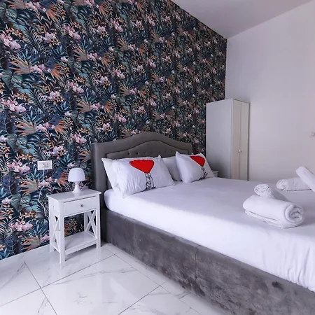 לינה וארוחת בוקר B&B Amore 4*